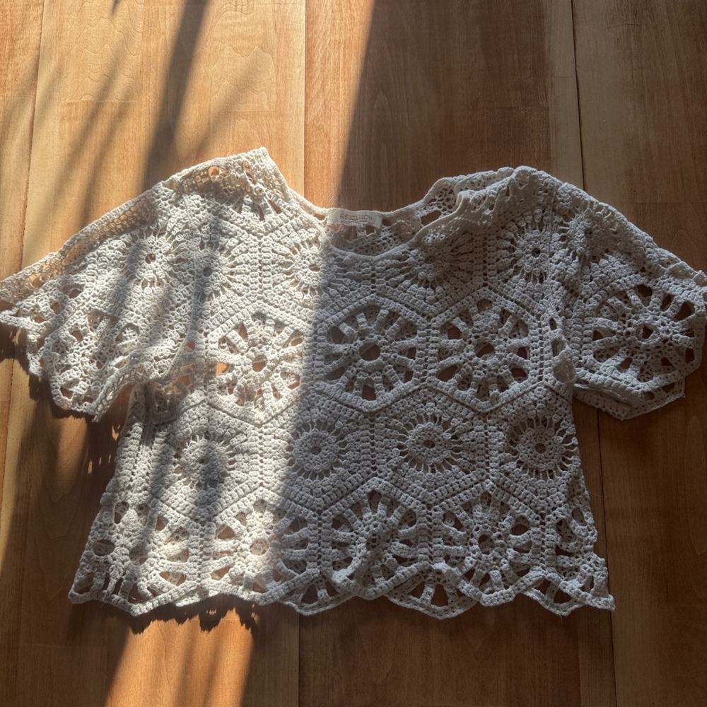 Rebellion‎ Cream Crochet Floral Hexagon Short Sleeve Cropped Boho Top Small